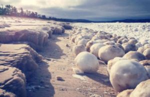 Ледене лопте 