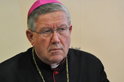 Надбискуп Станислав Хочевар