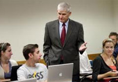 endru-bacevic-studenti