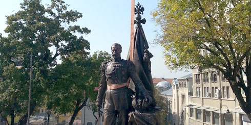 spomenik-nikolaj-1