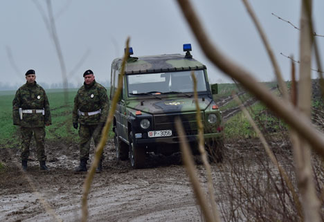Vojna-policija-helikopter