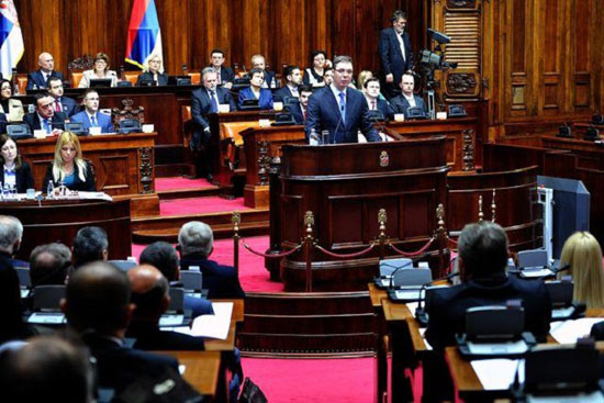 vucic-skupstina-srbije-5