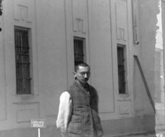 KPD195301