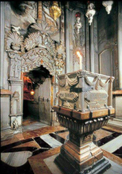 Свети Гроб Господњи – параклис анђела (место на коме је анђео стајао и показао на празан гроб)