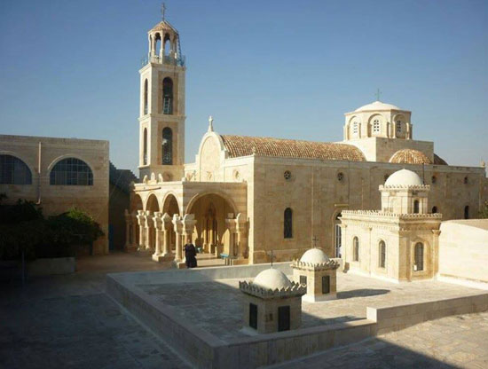 Манастир Светог Теодосија Великог у Јудејској пустињи, на путу ка манастиру Светог Саве Освећеног