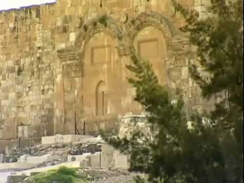 Једна од капија зидина старог града Јерусалима, Златна Капија, по предању кроз ову капију ће Господ ући у Свети Град при Његовом Другом доласку