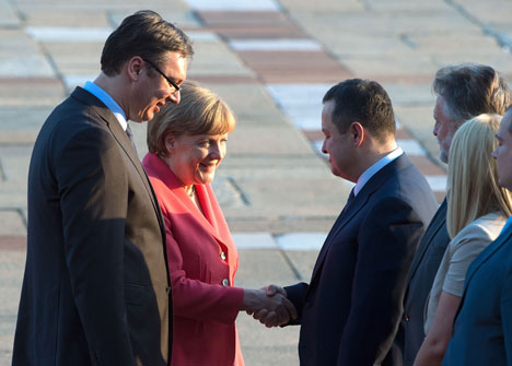 merkel-bg-3