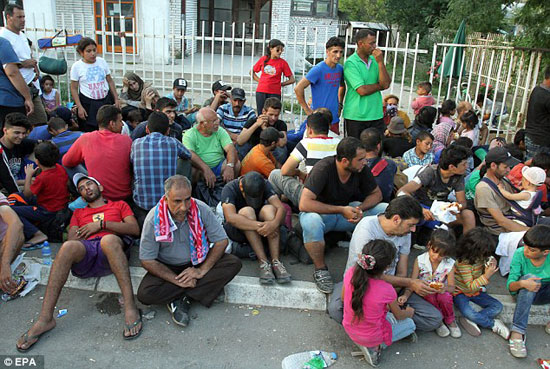 Мигранти у српском граду Прешеву