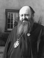 Председник Одељења за спољне црквене везе Московске Патријаршије и тајни католик, митрополит Никодим Ротов