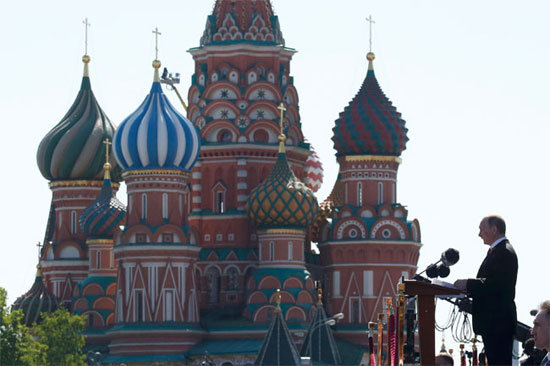 Говор Владимира Путина поводом Дана победе (Фото: Ројтерс)