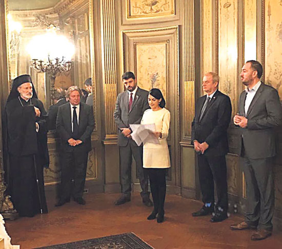 Са пријема у мисији Србије при УН: Епископ источноамерички господин Иринеј, Милан Милановић, Владимир Божовић, Ђерђ Матковић, Иван Костић и Вјера Мујовић (Фото: Н. Трипковић)