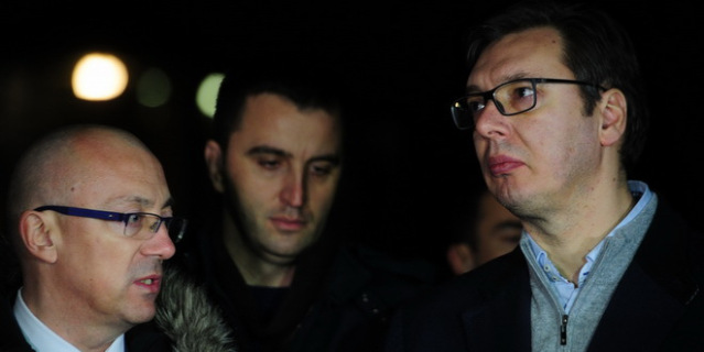 Премијер Србије Александар Вучић, градоначелник Косовске Митровице Горан Ракић и заменик „премијера косовске Владе“ Бранимир Стојановић (Фото: Танјуг/Димитрије Гол)